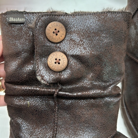 Skechers Chocolate Brown shiny Microfiber shin high boots faux fur inside Sz 7.5 - Picture 9 of 10